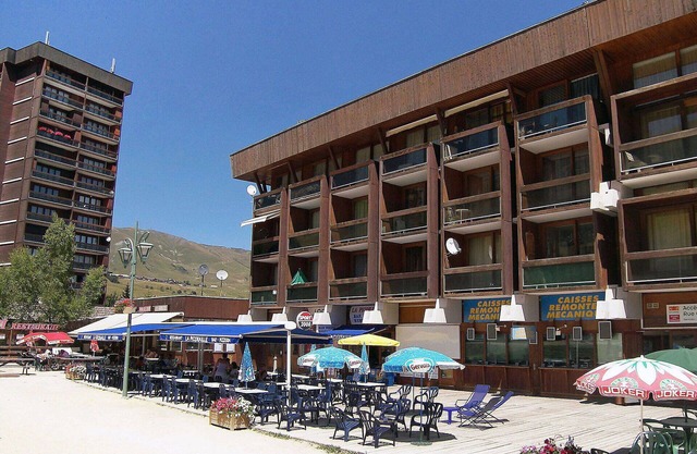 Lovely apartment for 8 people with pool, WIFI, TV and balcony