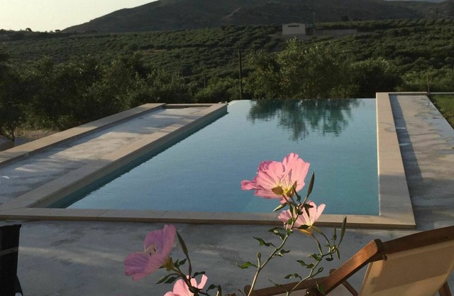 Lovely apartment for 4 guests with pool, WIFI, A/C and terrace