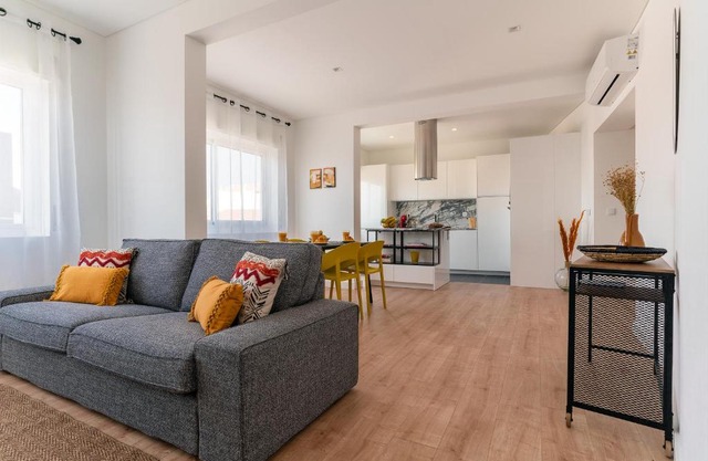 Lovely Apartment in Portimão with River view