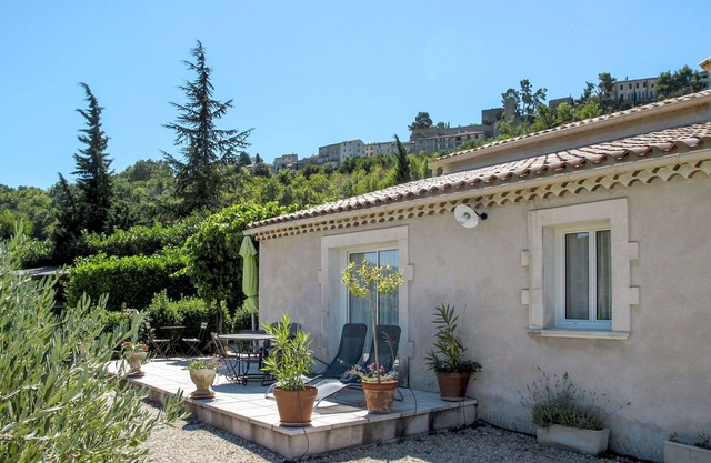 Lovely apartment in villa for 4 guests with WIFI, TV and terrace