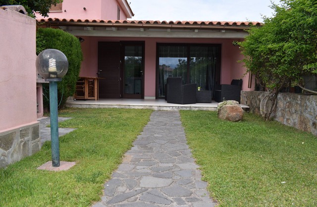 Lovely chalet in the center of San Teodoro