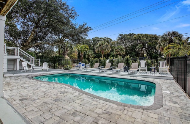 Lovely Estate w/Private Pool in Wild Dunes Resort - Walk 1 Block to Beach