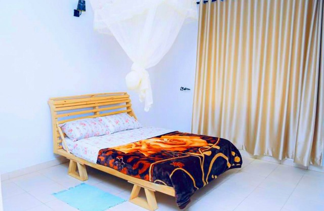 Lovely green vue apt