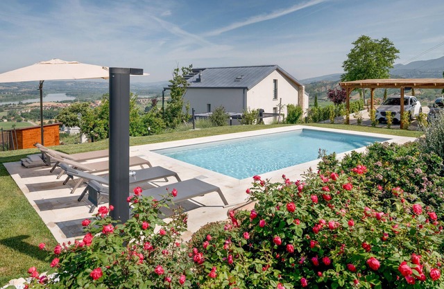 Lovely home in Alviano with kitchen