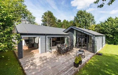 Lovely Home In Ebeltoft With Sauna