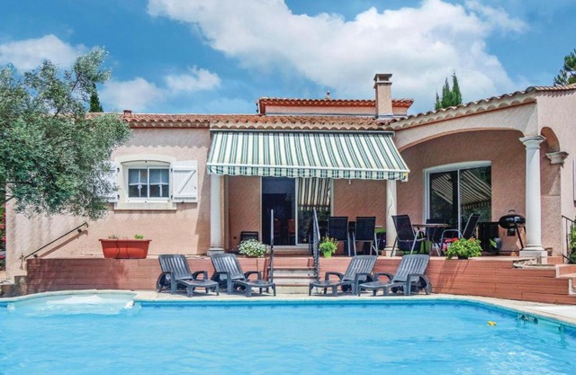 Lovely Home In Lamalou Les Bains With Wifi