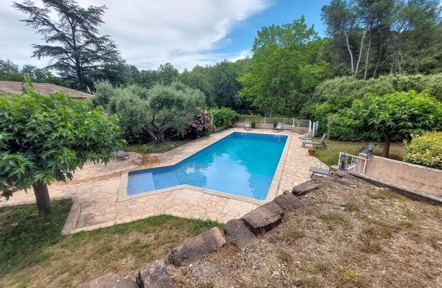 Lovely home in Lorgues with WiFi