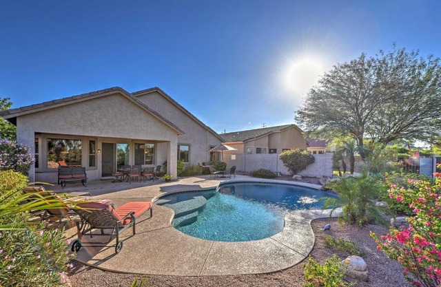 Lovely Home with Large Pool on Legacy Golf Course!