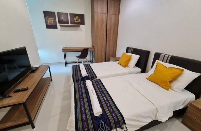 Lovely Kozi Square comfort Studio Home 3A