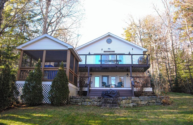 Lovely Lake House in Maidstone Vermont with Hot Tub