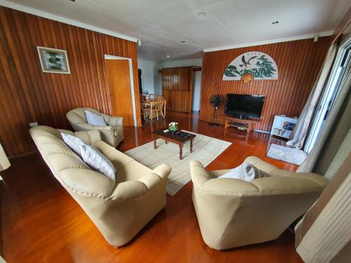 Loverly Three Bedroom Rental Pool Outdoor Area Upper