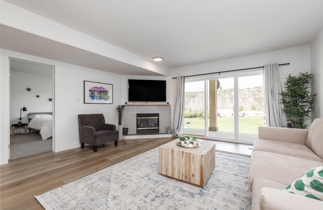 Lower 2 bed/2 bath Condo on Paradise Canyon Golf Resort - Private Entrance