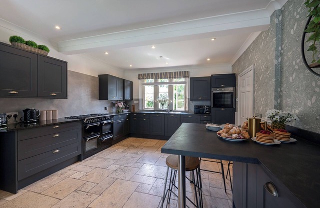 Lower Shockerwick Lodge