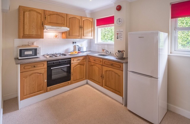 Luccombe Villa Holiday Apartments - Cherry Tops apartment