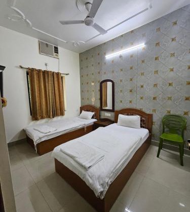 Lucky guest house