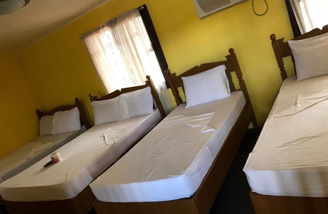 Luis Bay Travellers Lodge Coron