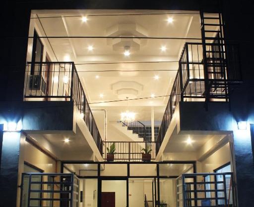 Luna Oslob Travellers Inn
