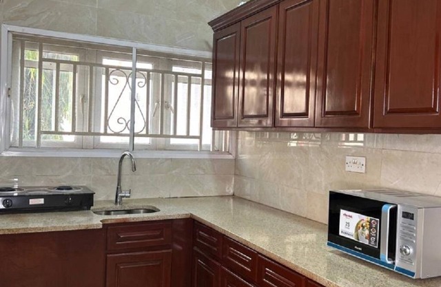 Lush 2 Bedroom Apartment, Mabushi
