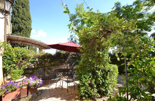Lush Holiday Home in Tavarnelle Val di Pesa with Shared Pool