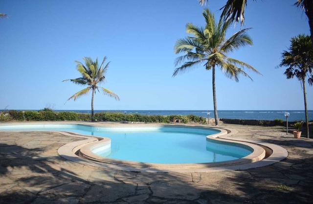 Lux Suites Dofils Creek Residence Nyali
