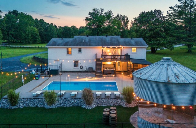 #LuxBourbon-*Heated Pool, HotTub