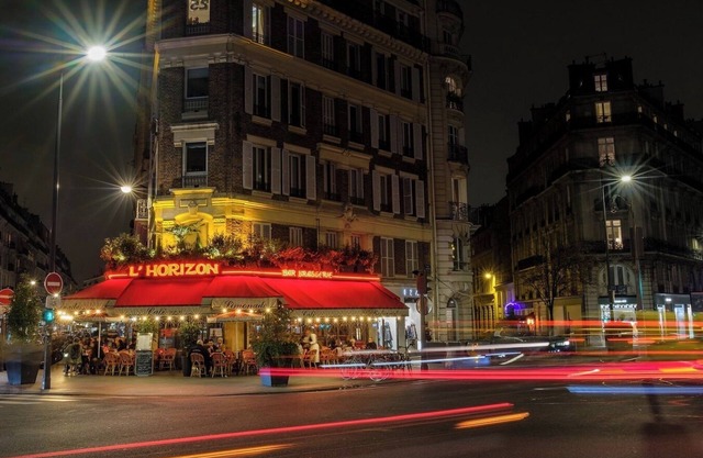 LUXE- A PERFECT BLEND OF CHARM, COMFORT & MODERNITY SAINT GERMAIN- RUE DE RENNES
