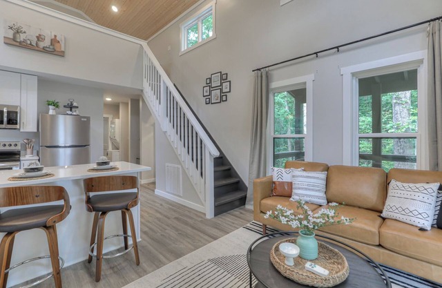 Luxe Nest at The Retreat at Sunset Bluff
