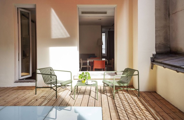 Luxurious, 2 Bedroom Apt. w/TERRACE (!) Central Two Blocks from Elysées Palace.