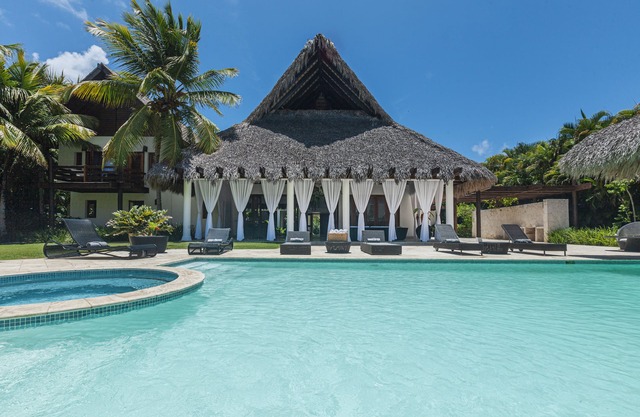 Luxurious Exotic Villa Palapa Arrecife Beach and Golf Club
