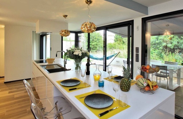 Luxurious contemporary villa with private SPA - 7 pers. max - LA CHAIZE - N°35