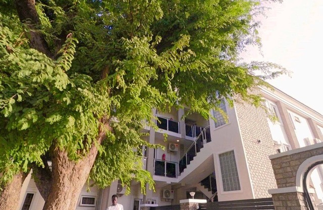 Luxurious Hotel and Apartment-Marshall