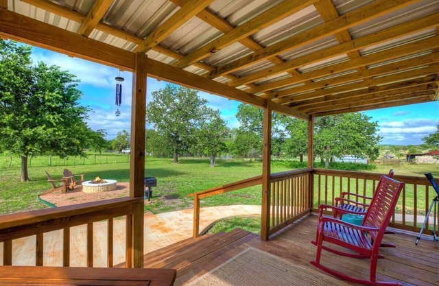 Luxurious & Intimate Cottage in Fred Wine Country!