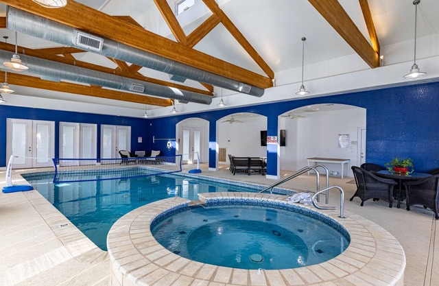 Luxurious Lakehouse | Indoor Pool-Hot Tub-Fire Pit