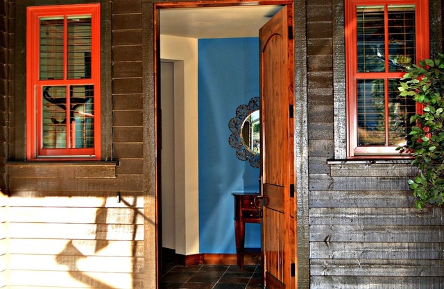 Luxurious Lodges Home