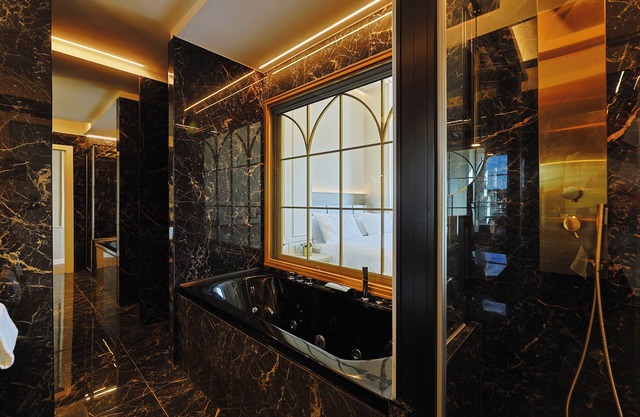 Luxurious panoramic penthouse overlooking St. Peter's dome - Residenza Alferini