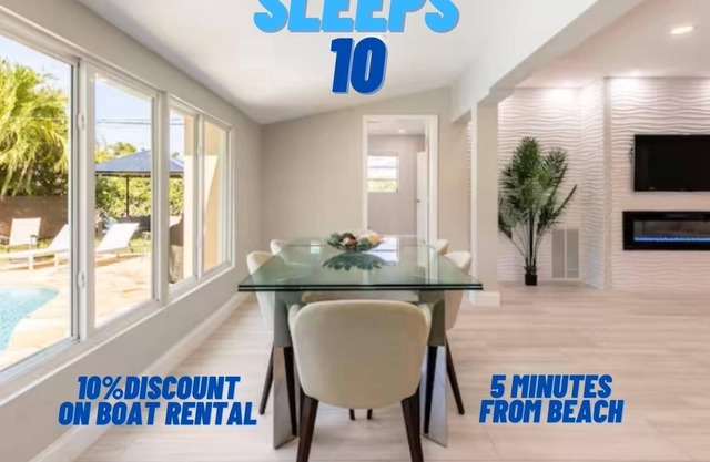 Luxurious Remodeled Intracoastal Vacation House