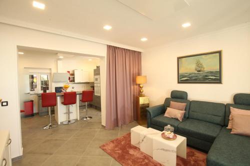 Seaview 