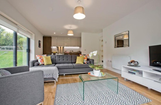 LUXURY 2 BED Apartment in Stoneywood, Aberdeen