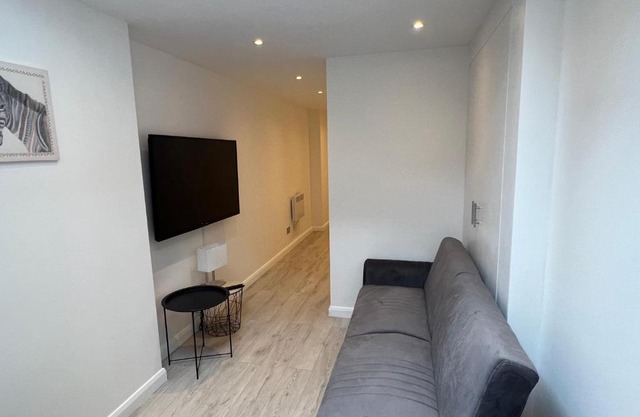 Luxury 2 bedroom apartment near the O2 and Canary Wharf