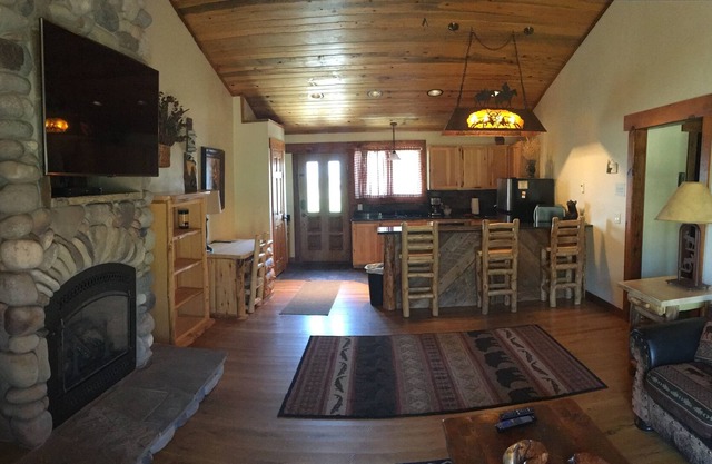 Luxury 2 Bedroom Family Condo on Johnny Miller Golf Course