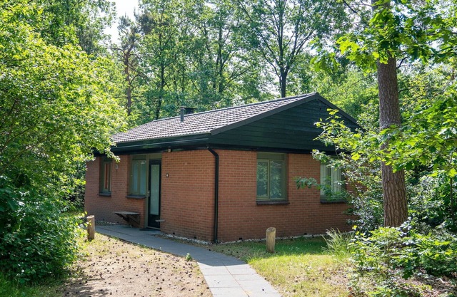 Luxury 2-person bungalow