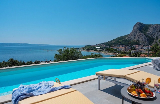 Luxury 3-bedroom villa with infinity pool, 600m from beach, stunning sea views