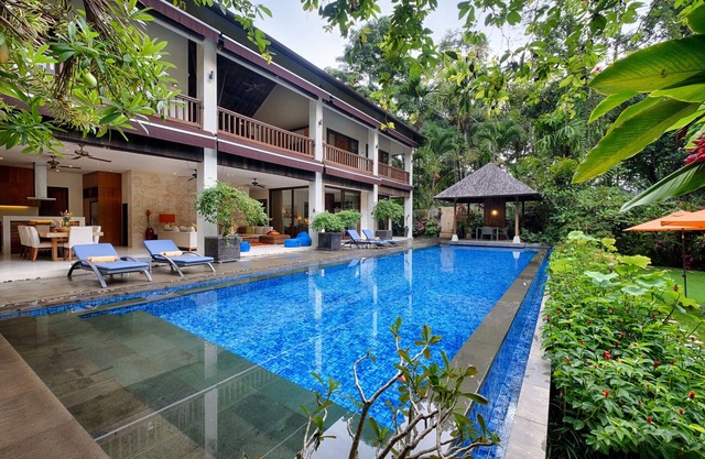 Ubud Valley Atmosphere 