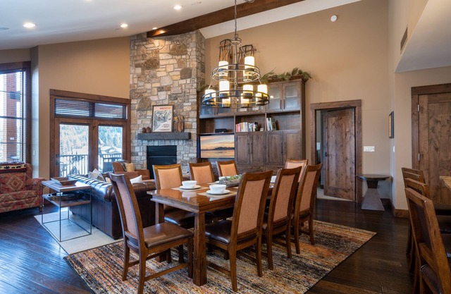 Luxury 3BD Village at Northstar Residence w/Ski Valet - Northstar Lodge 402