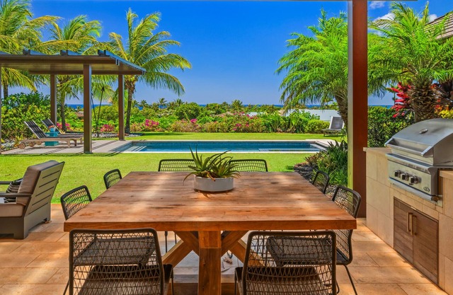 Luxury 4 bedroom home with Ocean Views