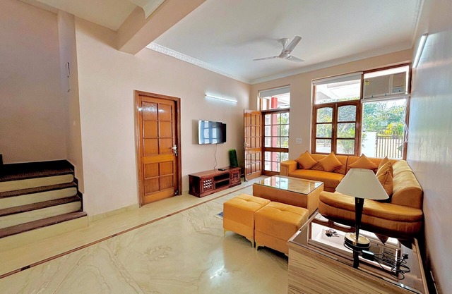 Luxury 4 Bedroom's Independent villa