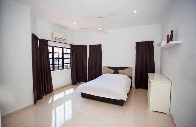Luxury 4BR Semi-D @ Sunway Lost World