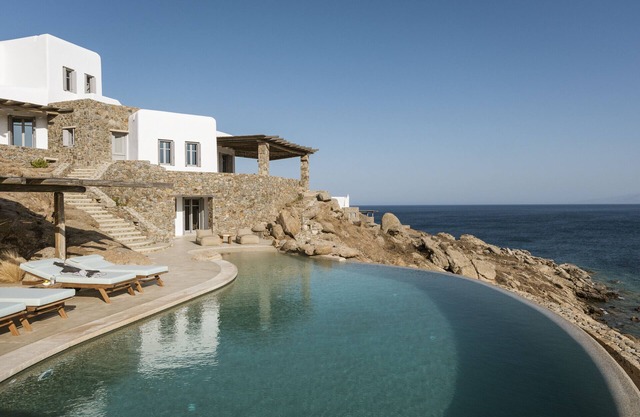 Luxury 5BDR Retreat in Mykonos