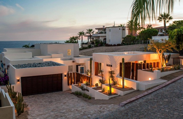 Luxury 8BR Beachfront Casa Alcini w/WiFi, Central A/C, Pool, Fire Pit + More!