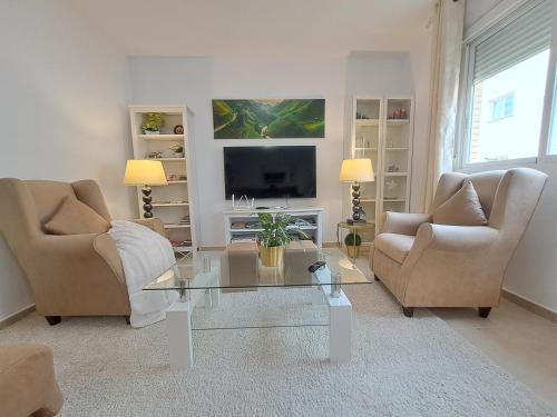 LUXURY apart Romero pool